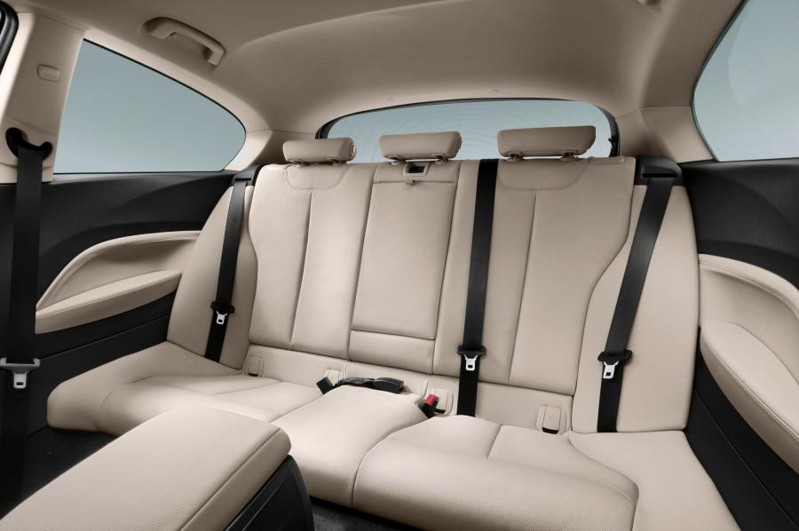  BMW 120d Urban Line 3-Door 2015 года  (фото 22 из 29)